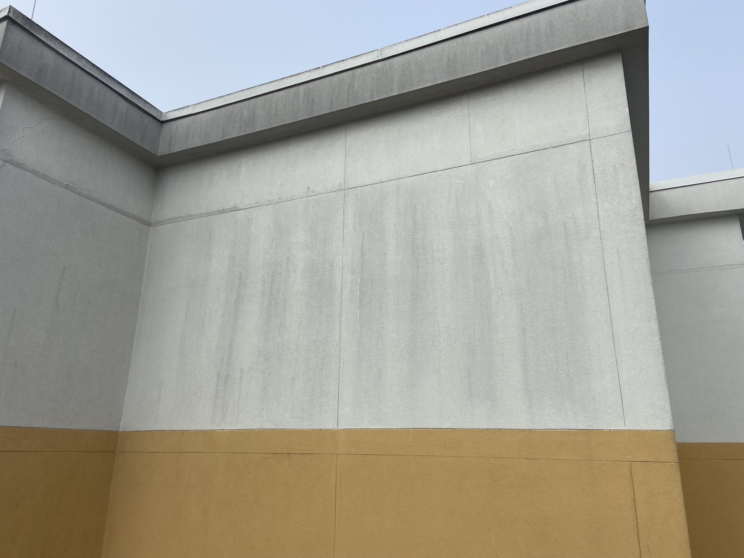 5 Mistakes Homeowners Make When DIY Pressure Washing (and how you can avoid them)